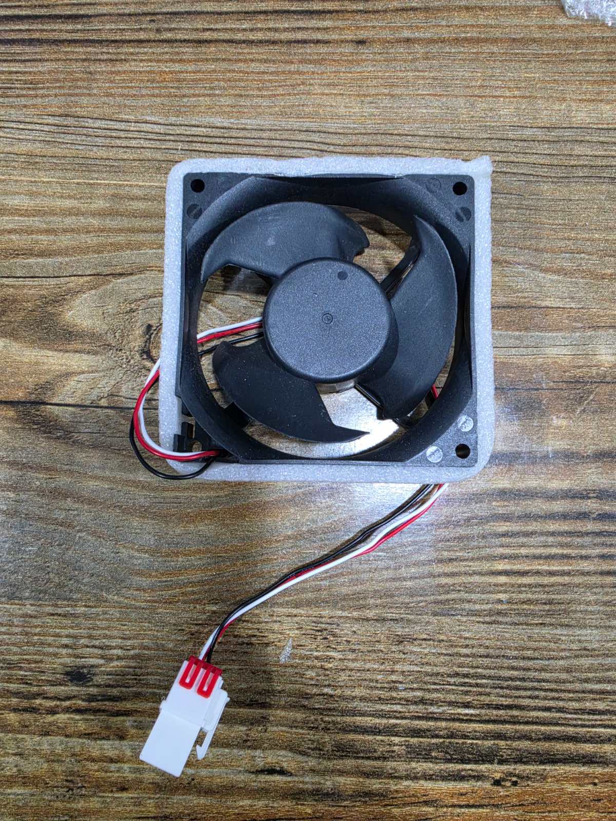 فرفارة ثلاجة بخار 12v موديل 01