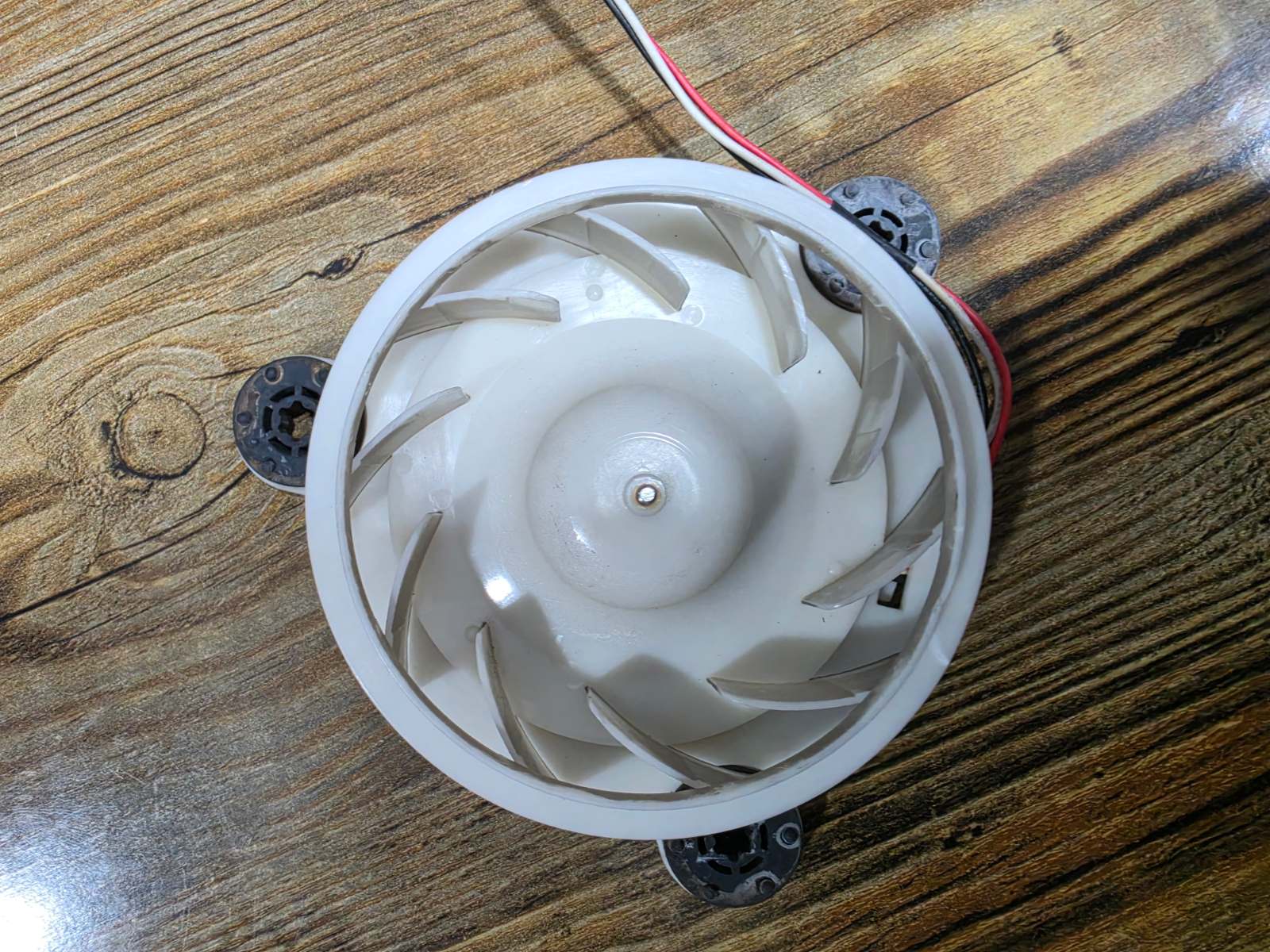 فرفارة ثلاجة بخار 12v موديل 02