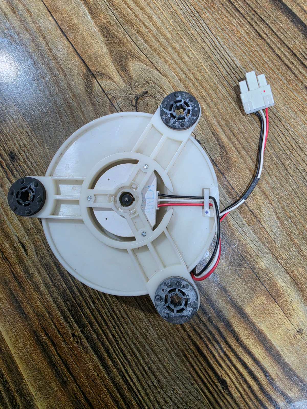 فرفارة ثلاجة بخار 12v موديل 02